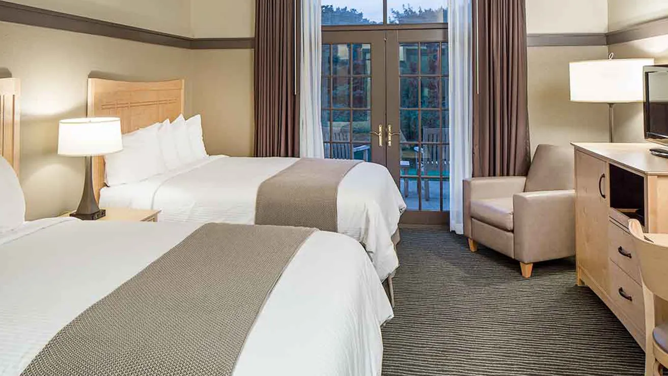 Lied Lodge double bed room